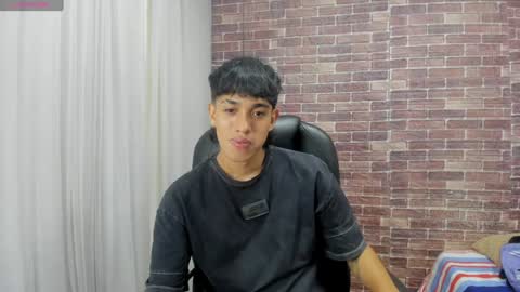 Snapshot of adamcoox chatting on December 28, 2024, 7:22 am Adam online show from December 28, 2024, 7:22 am