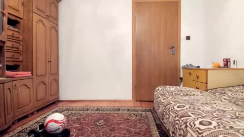 Snapshot of adamlonely chatting on November 8, 2025, 7:12 pm Adam online show from November 8, 2025, 7:12 pm