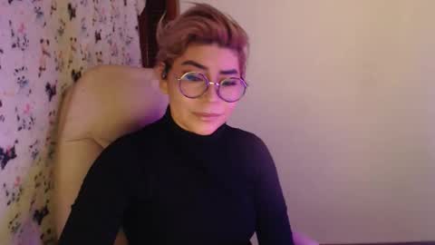 Snapshot of adan_romanoff chatting on May 10, 2026, 8:19 am adan_romanoff online show from May 10, 2026, 8:19 am