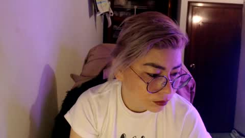 Snapshot of adan_romanoff chatting on June 24, 2026, 8:02 am adan_romanoff online show from June 24, 2026, 8:02 am