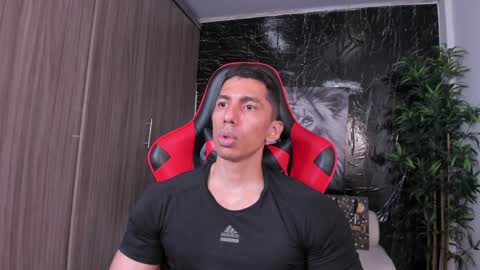 Snapshot of adan_sin1 chatting on May 13, 2026, 4:26 pm Adan Sin online show from May 13, 2026, 4:26 pm