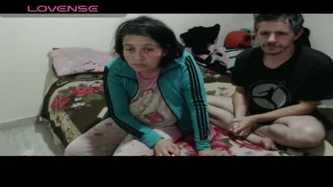 Snapshot of adan_y_eva_bk chatting on April 18, 2026, 7:45 am Adan and Eva online show from April 18, 2026, 7:45 am
