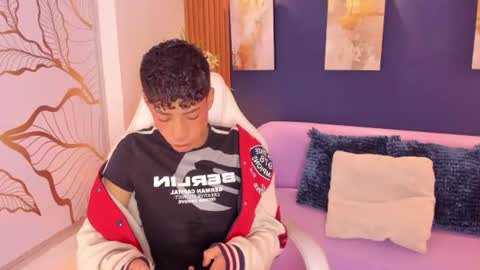 Snapshot of adann_scott chatting on June 20, 2026, 12:30 pm Adan online show from June 20, 2026, 12:30 pm