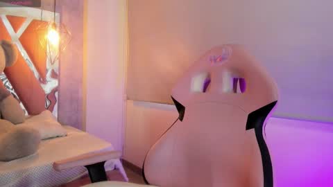  Adara  online show from November 24, 2025, 8:19 pm