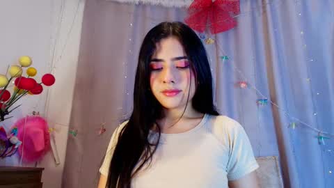 Snapshot of adara_johnson_ chatting on January 15, 2026, 11:37 am Adara Johnson online show from January 15, 2026, 11:37 am
