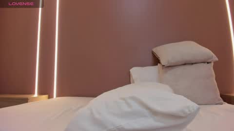 A D A R N A online show from April 15, 2026, 8:09 pm