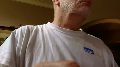 add_me_2 online show from June 4, 2026, 5:19 pm