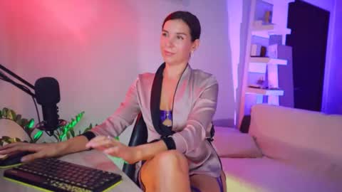 Snapshot of addictsqueen chatting on November 30, 2025, 4:38 am ADDICTION online show from November 30, 2025, 4:38 am