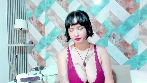 Snapshot of addison_avery chatting on June 18, 2026, 4:02 am addison_avery online show from June 18, 2026, 4:02 am