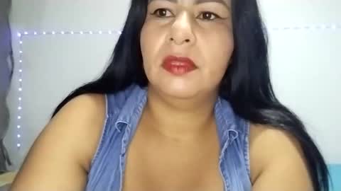 Snapshot of adel_ramos chatting on March 1, 2025, 10:34 am Adel ramos online show from March 1, 2025, 10:34 am