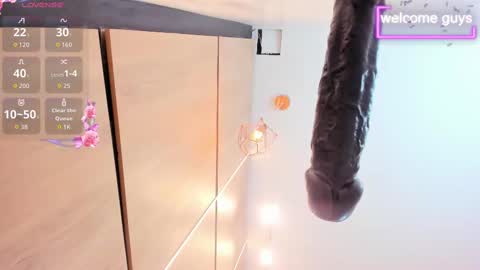 adela chase online show from November 11, 2025, 2:00 am