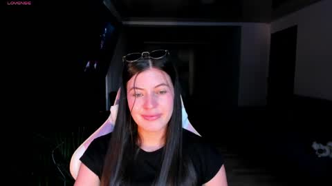 Snapshot of adela_parker chatting on April 28, 2026, 7:52 pm Adela Parker online show from April 28, 2026, 7:52 pm