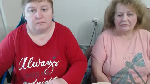 Snapshot of adelandsofia chatting on February 5, 2026, 11:15 am AdelAndSofia online show from February 5, 2026, 11:15 am