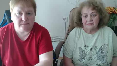 Snapshot of adelandsofia chatting on March 9, 2026, 10:52 am AdelAndSofia online show from March 9, 2026, 10:52 am