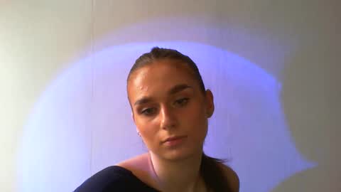 Snapshot of adele_amore chatting on February 7, 2025, 10:19 am Adele Amore online show from February 7, 2025, 10:19 am