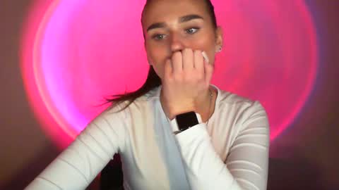 Snapshot of adele_amore chatting on February 24, 2025, 5:42 pm Adele Amore online show from February 24, 2025, 5:42 pm