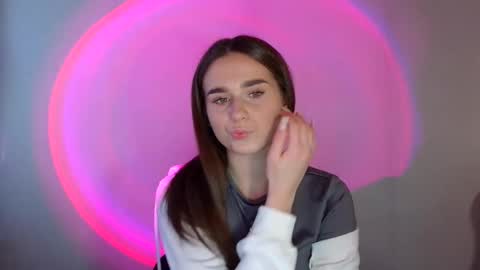 Snapshot of adele_amore chatting on February 25, 2025, 2:44 pm Adele Amore online show from February 25, 2025, 2:44 pm