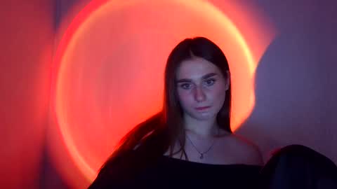 Snapshot of adele_amore chatting on February 27, 2025, 7:37 pm Adele Amore online show from February 27, 2025, 7:37 pm