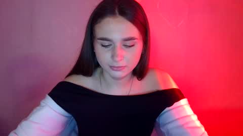 Snapshot of adele_amore chatting on March 7, 2025, 1:29 pm Adele Amore online show from March 7, 2025, 1:29 pm