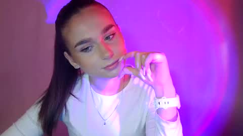 Snapshot of adele_amore chatting on March 8, 2025, 7:38 am Adele Amore online show from March 8, 2025, 7:38 am