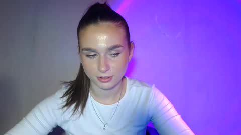 Snapshot of adele_amore chatting on March 8, 2025, 2:19 pm Adele Amore online show from March 8, 2025, 2:19 pm