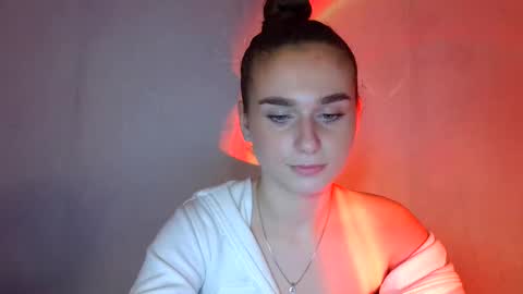 Snapshot of adele_amore chatting on March 10, 2025, 4:35 pm Adele Amore online show from March 10, 2025, 4:35 pm