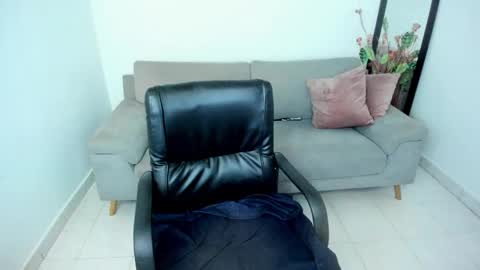 Carolina online show from March 3, 2026, 11:27 am