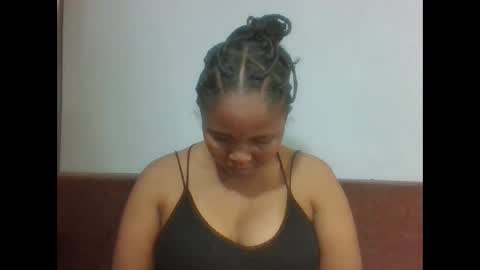 Snapshot of adelealy chatting on November 7, 2025, 10:04 am adelealy online show from November 7, 2025, 10:04 am