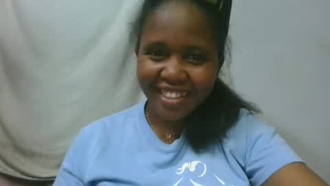 Snapshot of adelealy chatting on April 20, 2026, 7:55 am adelealy online show from April 20, 2026, 7:55 am