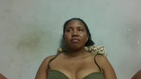 Snapshot of adelealy chatting on May 1, 2026, 2:43 pm adelealy online show from May 1, 2026, 2:43 pm