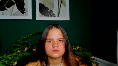 Snapshot of adelecruzz chatting on April 4, 2026, 12:02 pm adelecruzz online show from April 4, 2026, 12:02 pm
