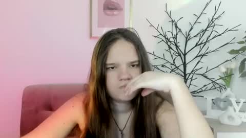 Snapshot of adelecruzz chatting on May 22, 2026, 12:00 pm adelecruzz online show from May 22, 2026, 12:00 pm