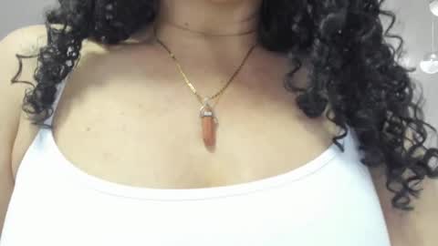 Adele Smithh online show from February 3, 2025, 2:34 pm