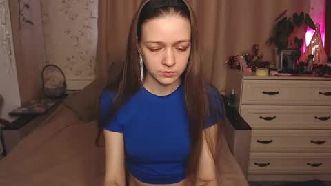 Snapshot of adelin_maxwell chatting on March 9, 2025, 11:14 am Lina online show from March 9, 2025, 11:14 am