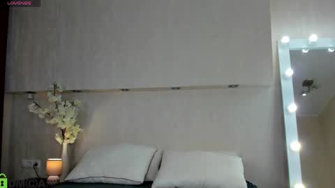Adelina bliss online show from May 31, 2026, 9:27 am