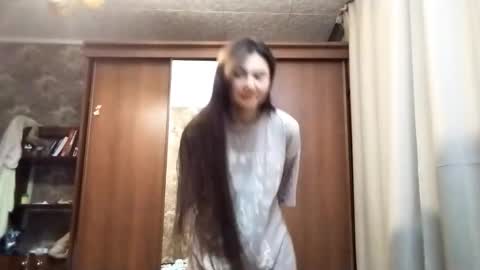 Snapshot of adelinehaefner chatting on November 30, 2025, 3:05 pm Anna online show from November 30, 2025, 3:05 pm