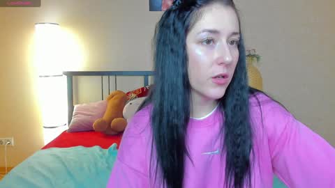 Snapshot of adell_berry chatting on December 12, 2024, 12:33 pm Adel online show from December 12, 2024, 12:33 pm