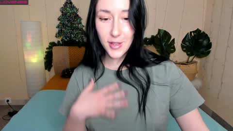 Snapshot of adell_berry chatting on December 20, 2024, 5:04 am Adel online show from December 20, 2024, 5:04 am