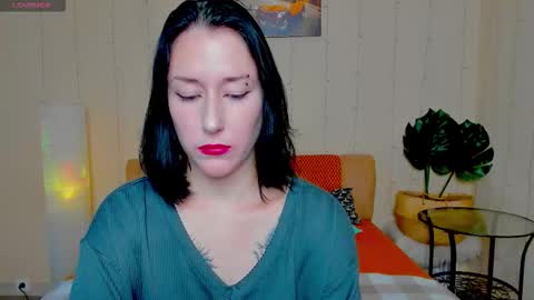 Snapshot of adell_berry chatting on September 18, 2025, 2:35 am Adel online show from September 18, 2025, 2:35 am