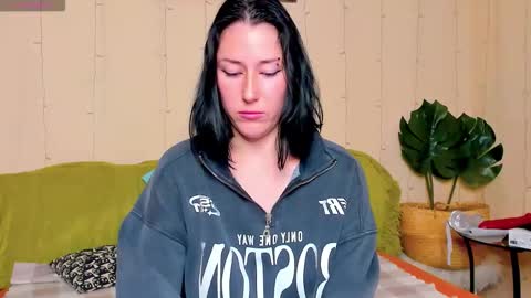 Snapshot of adell_berry chatting on September 27, 2025, 5:18 pm Adel online show from September 27, 2025, 5:18 pm