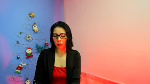 Snapshot of adellelennox_cg chatting on December 12, 2024, 11:18 am Adelle online show from December 12, 2024, 11:18 am