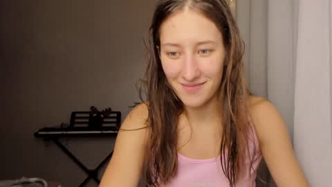 Adell online show from December 5, 2024, 10:34 pm