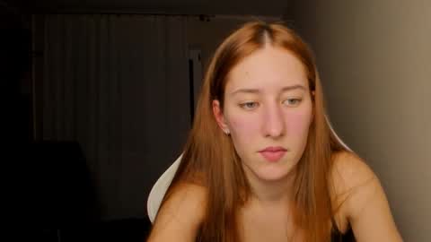 Adell online show from November 11, 2025, 10:32 pm