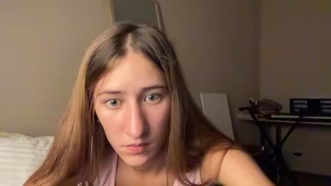 Snapshot of adellqueen chatting on July 13, 2026, 9:50 pm Adell online show from July 13, 2026, 9:50 pm