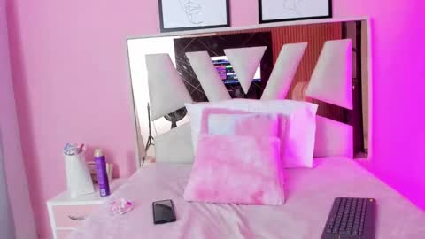 Snapshot of adharacute18_ chatting on November 19, 2025, 1:22 pm ADHARA online show from November 19, 2025, 1:22 pm