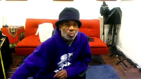 adick_ting online show from April 4, 2026, 8:56 am