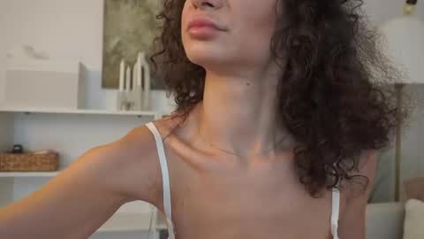 Snapshot of adisson_fox chatting on September 22, 2025, 7:10 am Adisson Fox online show from September 22, 2025, 7:10 am