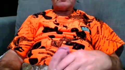 Snapshot of adjustable14 chatting on August 9, 2026, 11:04 am adjustable14 online show from August 9, 2026, 11:04 am