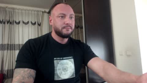 adonis_dionysos online show from February 6, 2025, 2:04 pm