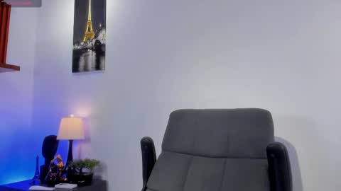 Snapshot of adonis_dlh chatting on March 6, 2025, 2:41 am Adonis online show from March 6, 2025, 2:41 am